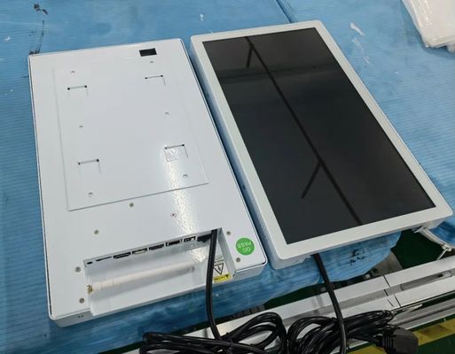 21.5 นิ้ว แอนดรอยด์ วิดีโอ LCD ลงโฆษณาแสดงด้วยความแตกต่าง 3000: 1 และเปลือกหลังเรียบ